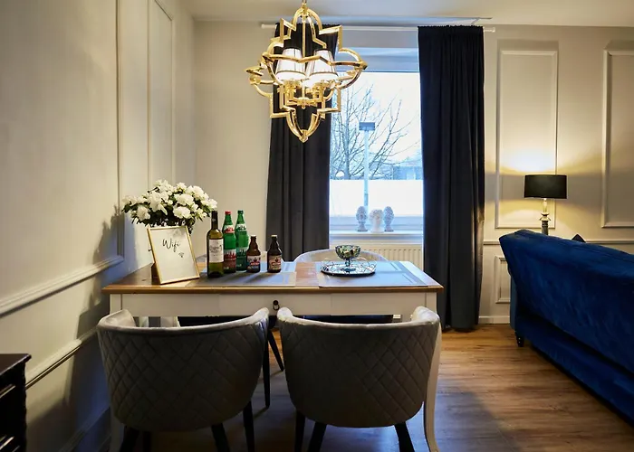 Apartament R B Am Airport - 1-4 Personen - Kueche - Smart Tv - Waschtrockner - Kostenloser Parkplatz - Perfekt Fuer Geschaeftsreisende Und Familien Hamburg
